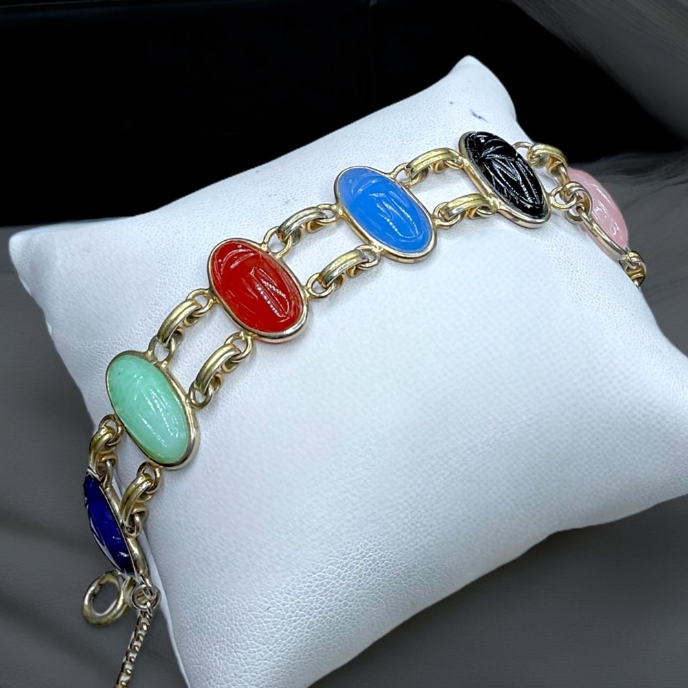 🌺Vintage Large Gemstone Scarab Bracelet - Picture 4 of 9